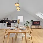Design-apartments In Lage - Familienfreundlich - Kueche - Parkplaetze - Fahrradstellplaetze - Streaming アパート *