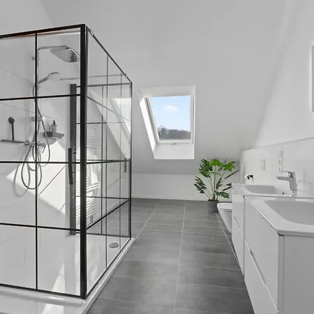 Charmante Design-apartments In Lage - Naehe Altstadt - Parkplaetze - Netflix Apartment