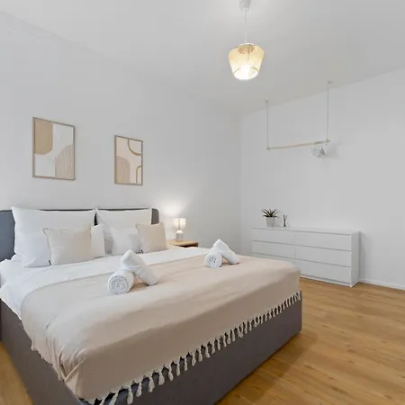 公寓 Design-apartments In Lage - Familienfreundlich - Kueche - Parkplaetze - Fahrradstellplaetze - Streaming 巴特克罗伊茨纳赫