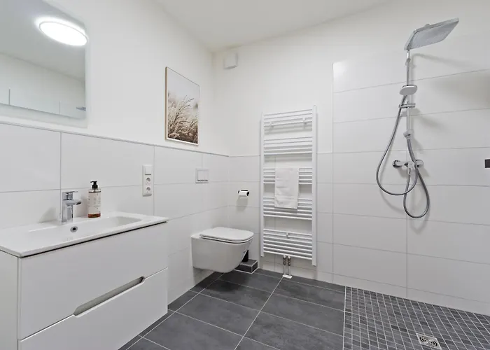 Apartamento Design-apartments In Lage - Familienfreundlich - Kueche - Parkplaetze - Fahrradstellplaetze - Streaming *